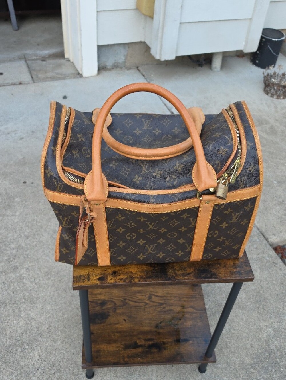 Louis Vuitton Monogram Canvas Duffel Bag with Tan Trim - Picture 5 of 5